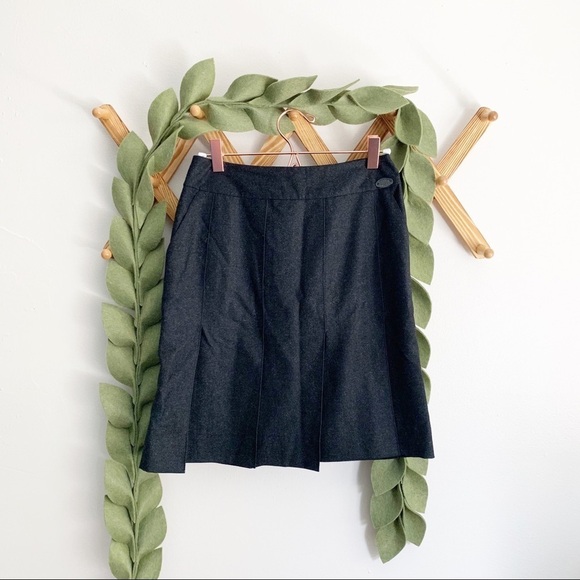 Chanel Gray Pleated Skirt - Picture 1 of 7